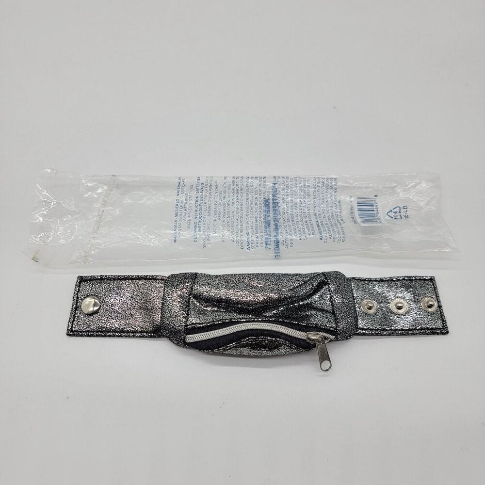 NEW Avon Wrist Wallet Ladies Silver Sparkle